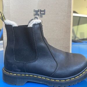 Dr Martens Chelsea Black Boots
